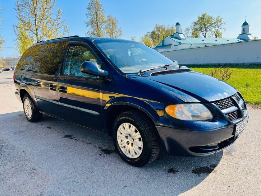 Крайслер гранд вояджер 2001