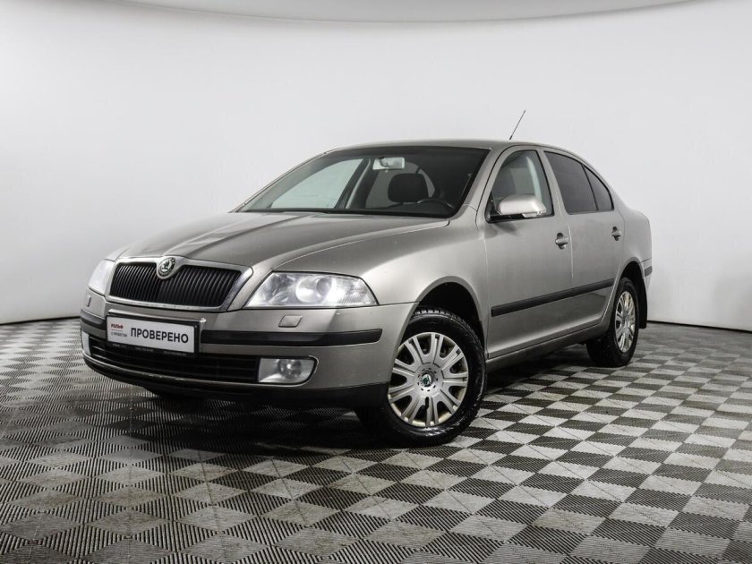Шкода Октавия хэтчбек
