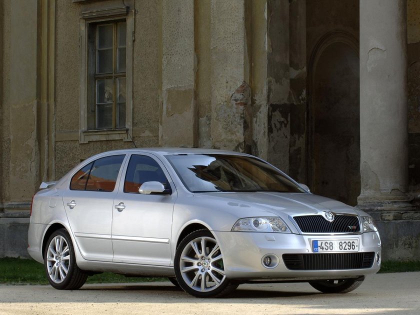 Skoda Octavia 2 поколения