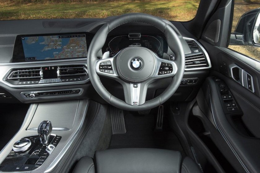 БМВ x5 2021 салон