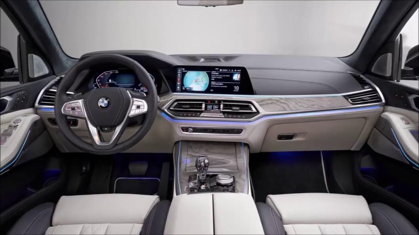 BMW x7 Interior