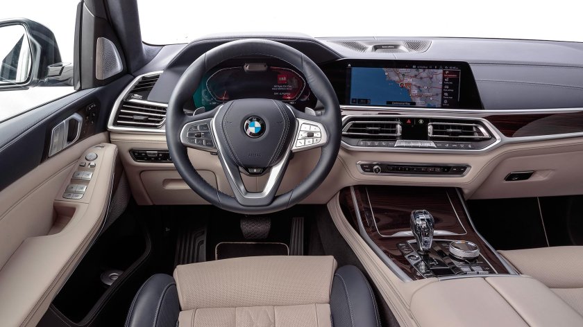 BMW x7 2021 салон