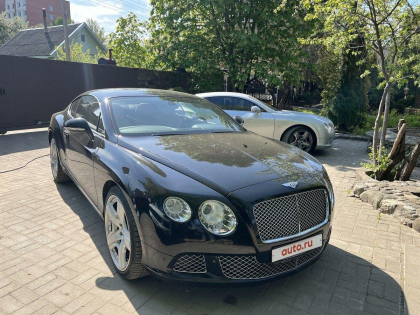 Бентли в Москве