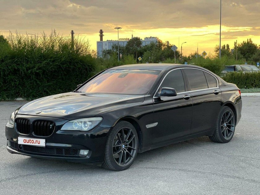 Бмв 7 серии 2010