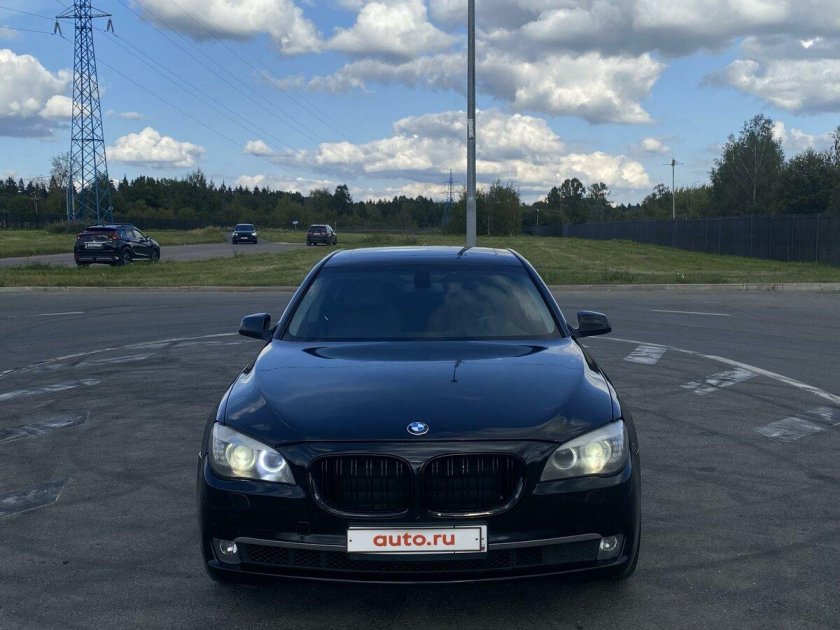 БМВ 320 2009г