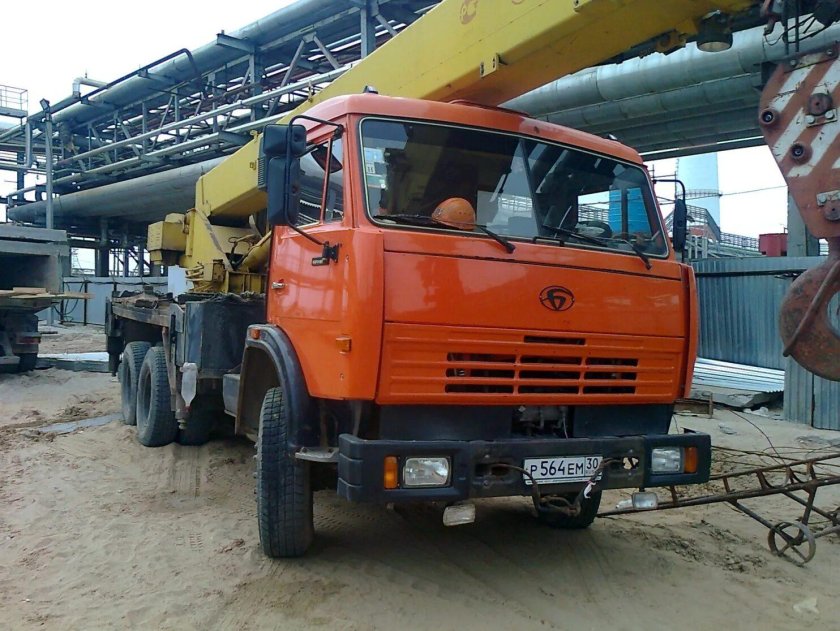 КАМАЗЕ баз кран 8029 2007