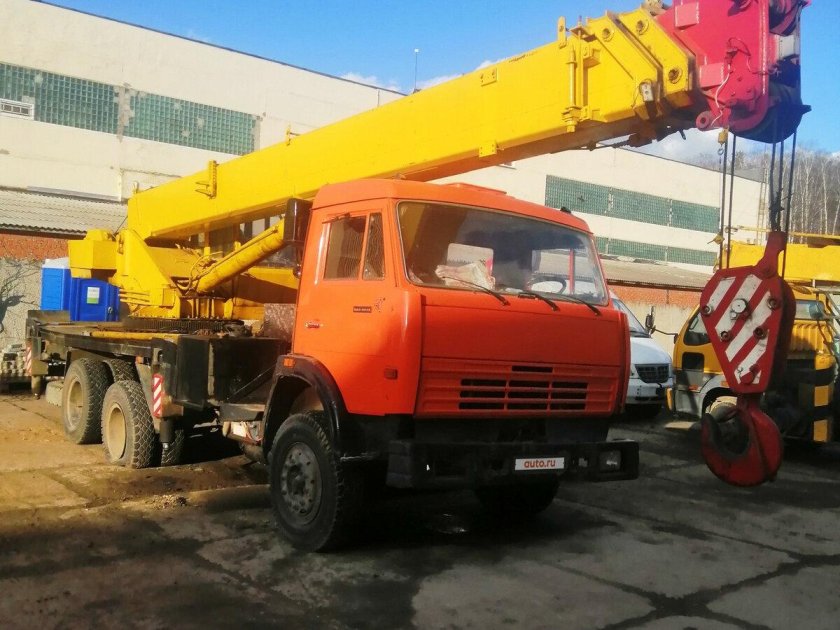 Автокран КАМАЗ кс54711
