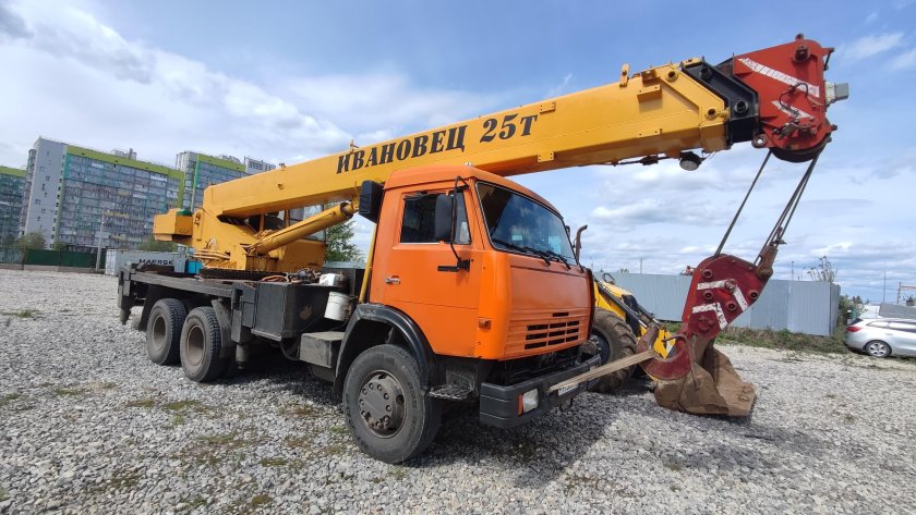 Автокран ивановец 25 тонн