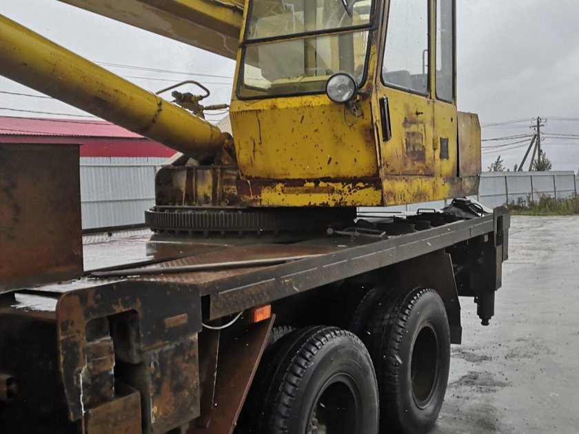 Автокран ивановец