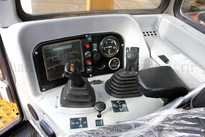 Кабина бульдозера ЧЕТРА Т-11