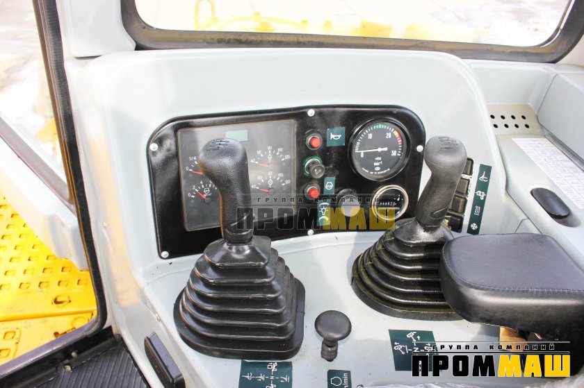 ЧЕТРА Т-6 кабина.