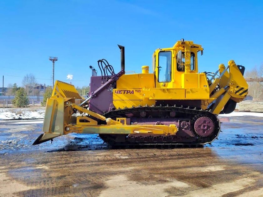 Бульдозер ЧЕТРА т9
