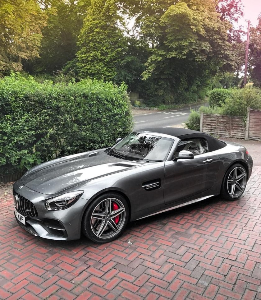 Мерседес Бенц АМГ