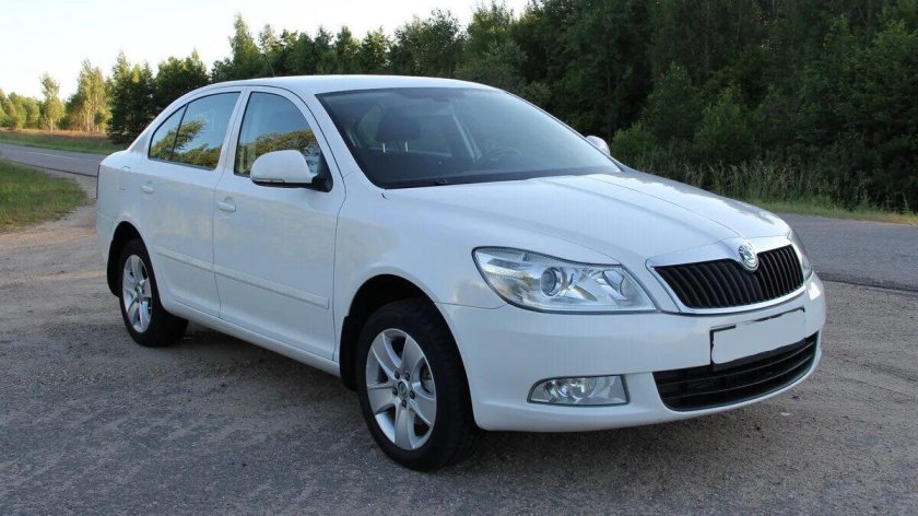 Шкода Октавия 2012
