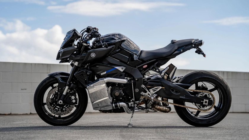 Yamaha mt 10 sp