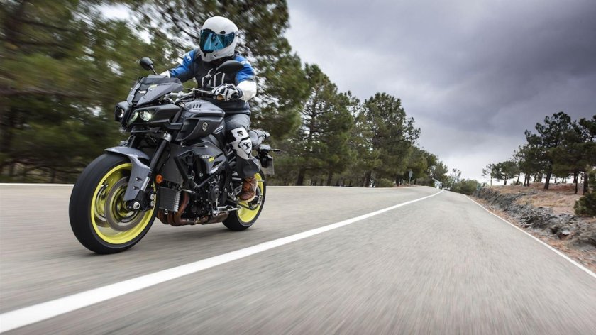 Yamaha MT 10