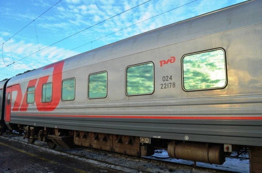 Пассажирский поезд