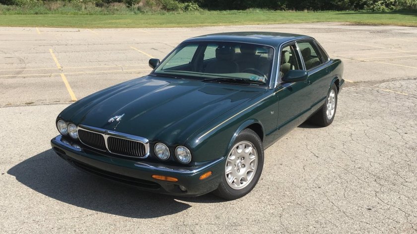 Ягуар xj8 2000