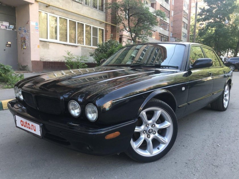 Jaguar XJ x308