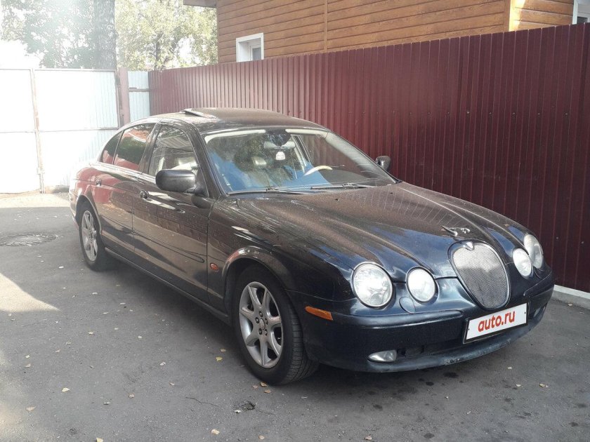 Jaguar s-Type i, 2000