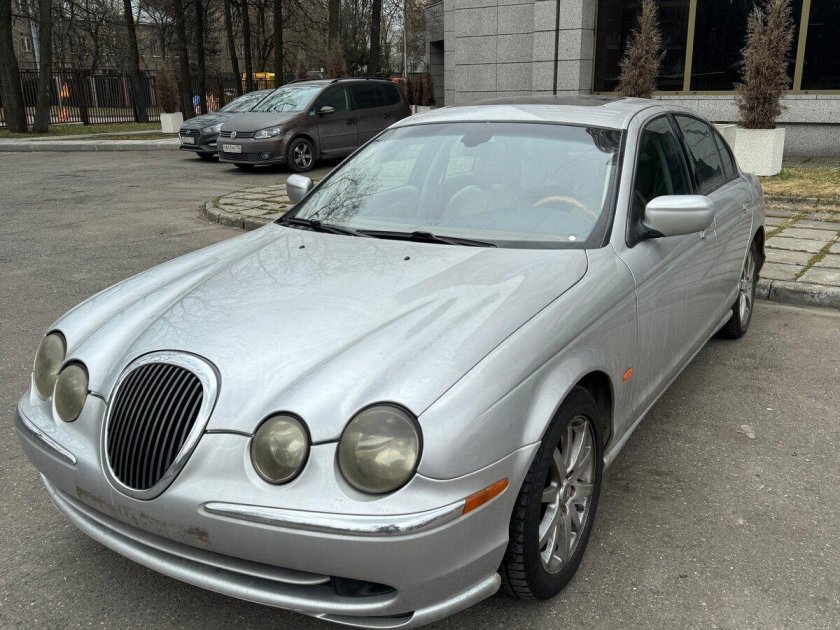 Jaguar s type 1999