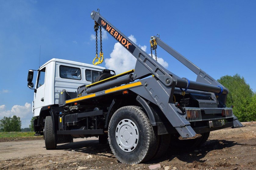 Портальный погрузчик КС-3000