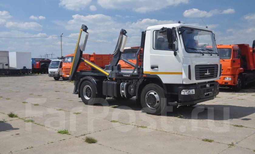 МАЗ мусоровоз бункеровоз