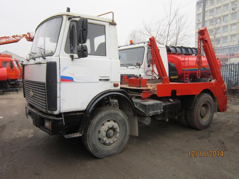 Бункеровоз МАЗ МКС-3501
