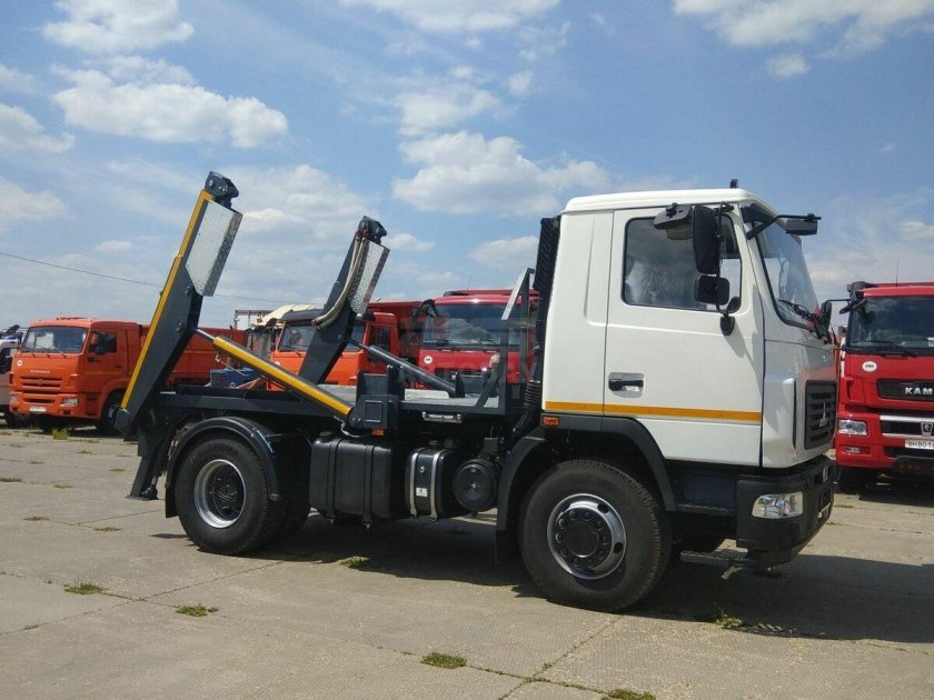 Бункеровоз на МАЗ 5550