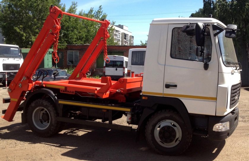 Бункеровоз ко-450-08 на МАЗ 4380