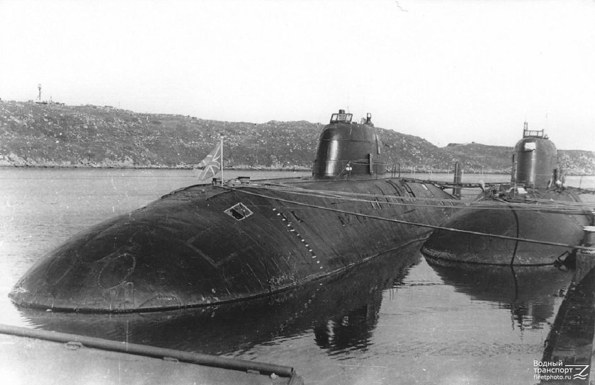 Подводная лодка 671
