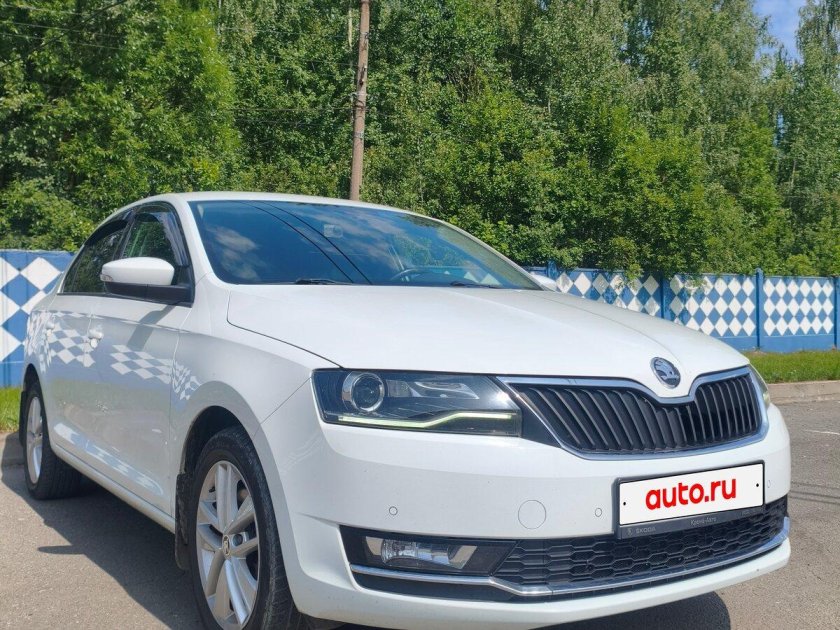 Шкода рапид 2017 белый