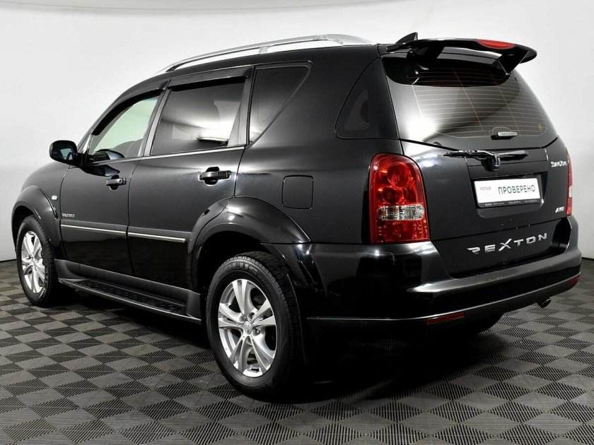 SSANGYONG Rexton 2