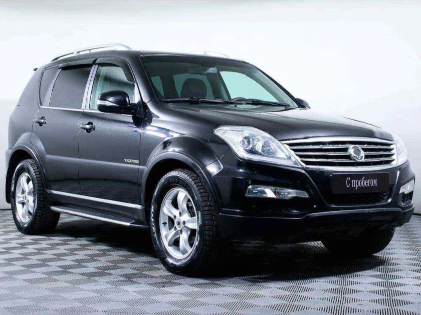 Саньенг Рекстон 2012