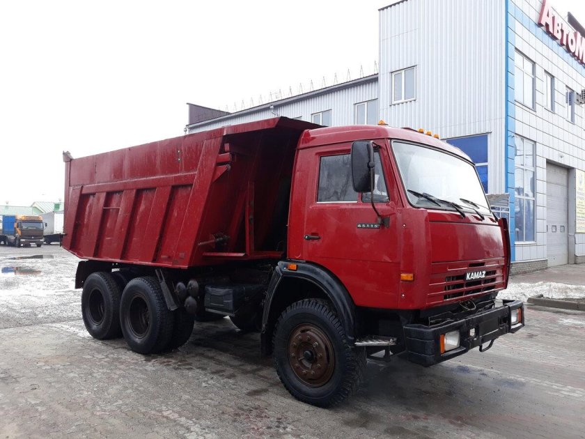 КАМАЗ 2001 года