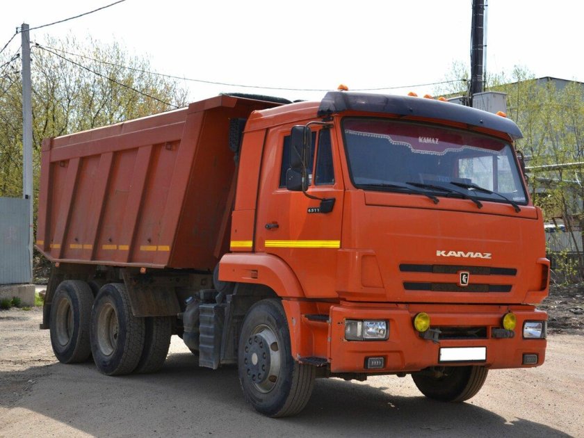 Самосвал камаз 30т
