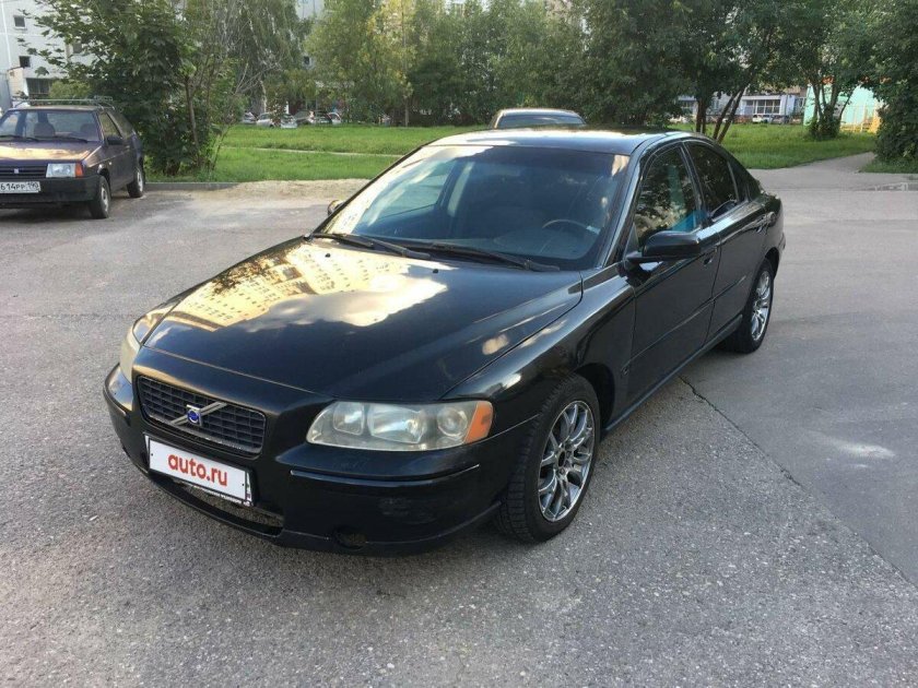Вольво с 60 2005
