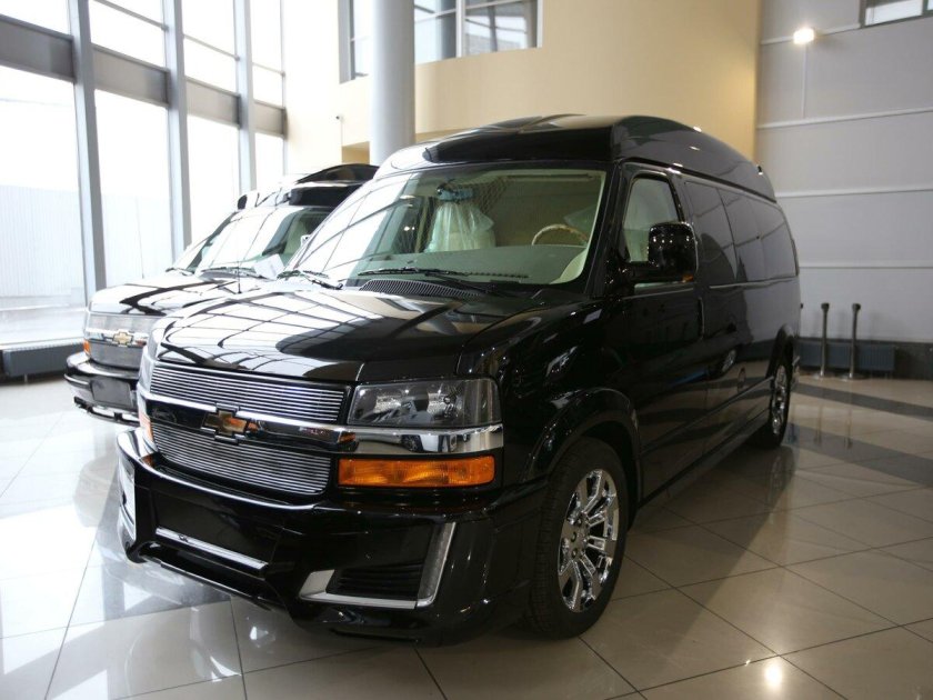 Шевроле экспресс 2022