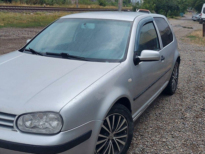 Фольксваген гольф 1998г