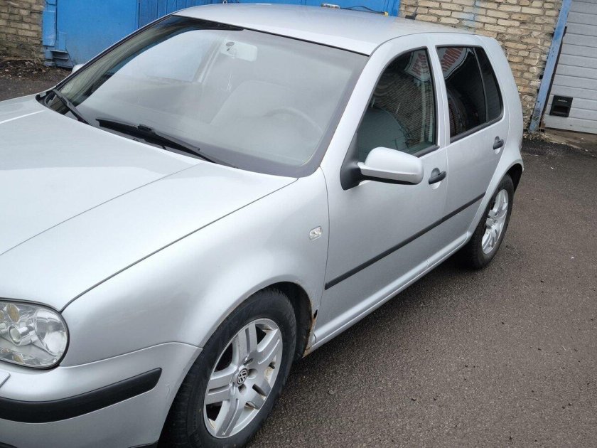 Volkswagen golf 2003
