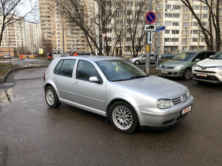 Гольф 4 2003 года