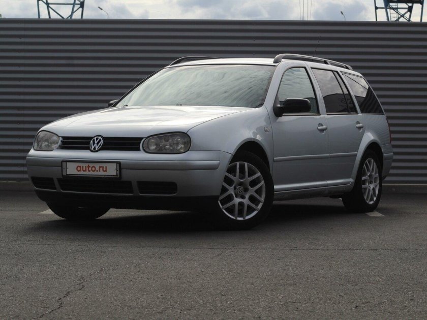 Volkswagen Golf универсал 2002