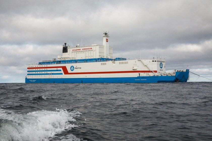 Ломоносов плавучая атомная станция