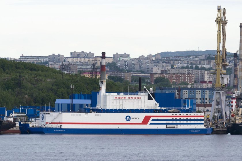 Ломоносов плавучая атомная станция