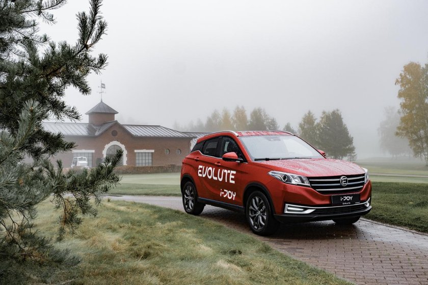 Кроссовер evolute i-Joy