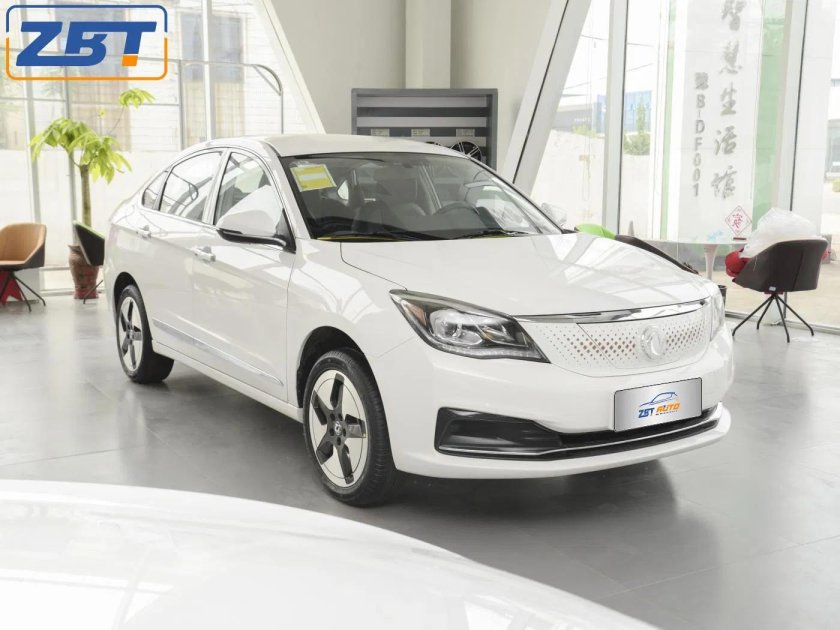 Электрический седан evolute i-Pro