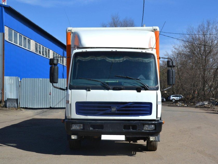 Volvo FL 220