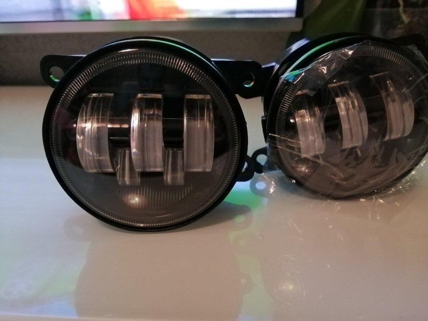 Противотуманные фары led Ford Focus 2