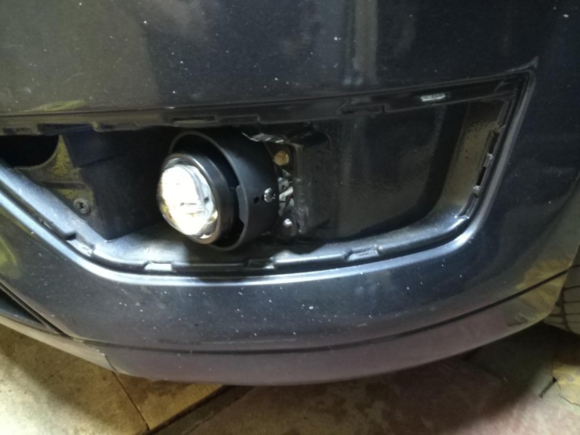 Линзы в ПТФ Форд фокус 2