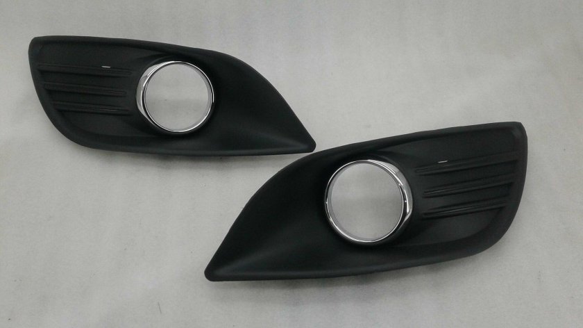 Решетка ПТФ Форд фокус 2 Рестайлинг